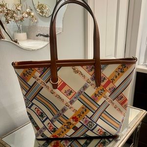 LIKE NEW Tory Burch Tote